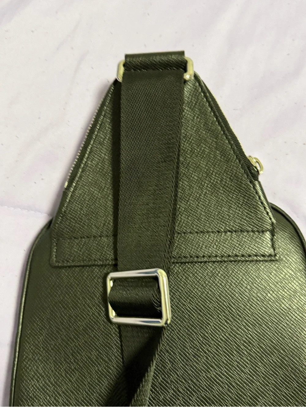 Louis Vuitton compact louis